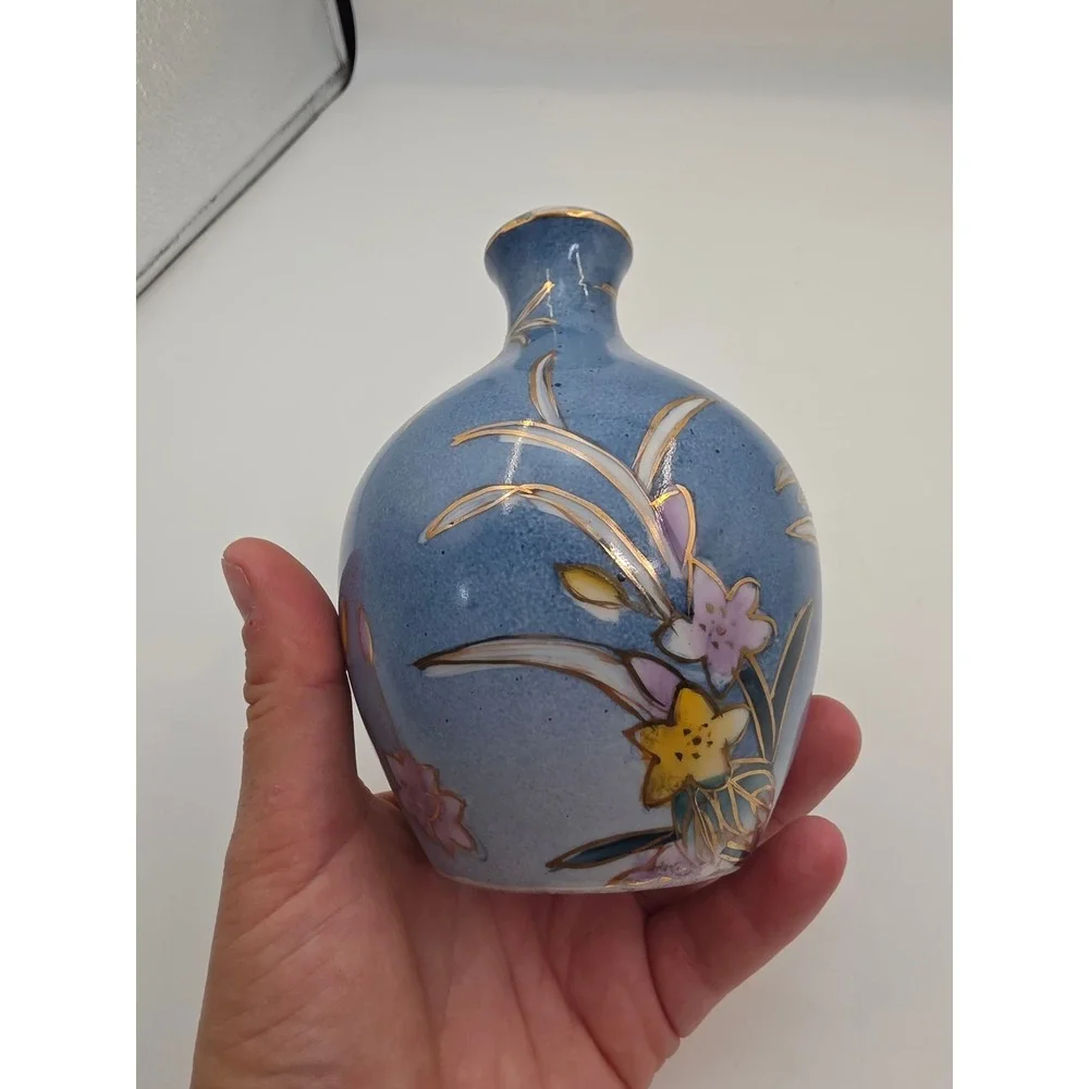 Tri Ever Hand Painted Porcelain Bud Vase Blue Floral Gold Gilt Small 5 Inch N3